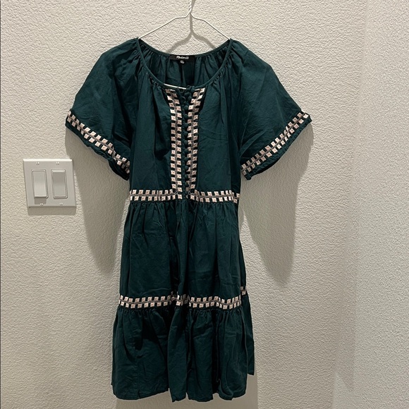 Madewell Embroidered Linen- Blend Flutter-Sleeve Mini Dress - Picture 3 of 11